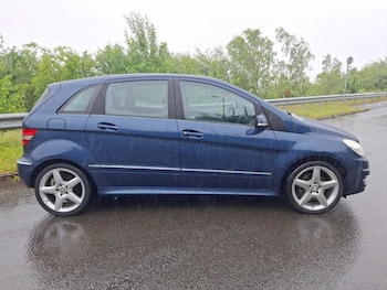 Used Mercedes-Benz B Class 2011 for sale - 78874649: Photo