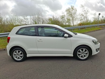 Used Volkswagen Polo 2011 for sale - 77673545: Photo