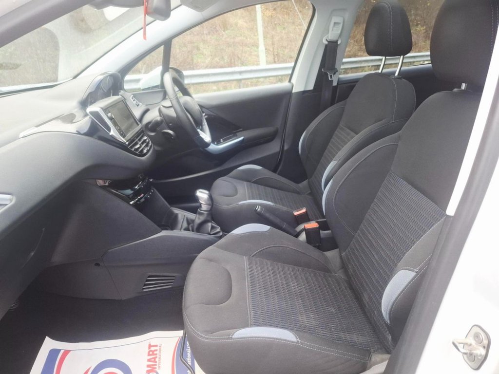 Used Peugeot 208 2012 for sale - 76590937: Photo 11