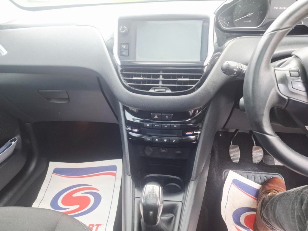 Used Peugeot 208 2012 for sale - 76590937: Photo 16