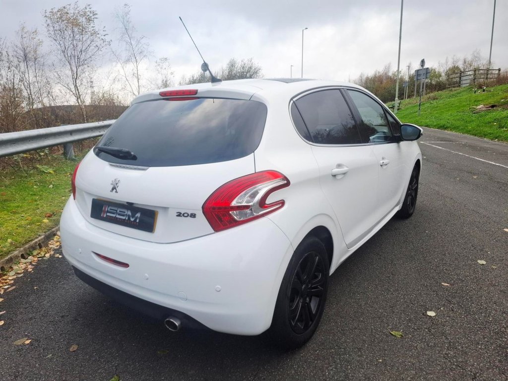 Used Peugeot 208 2012 for sale - 76590937: Photo 8