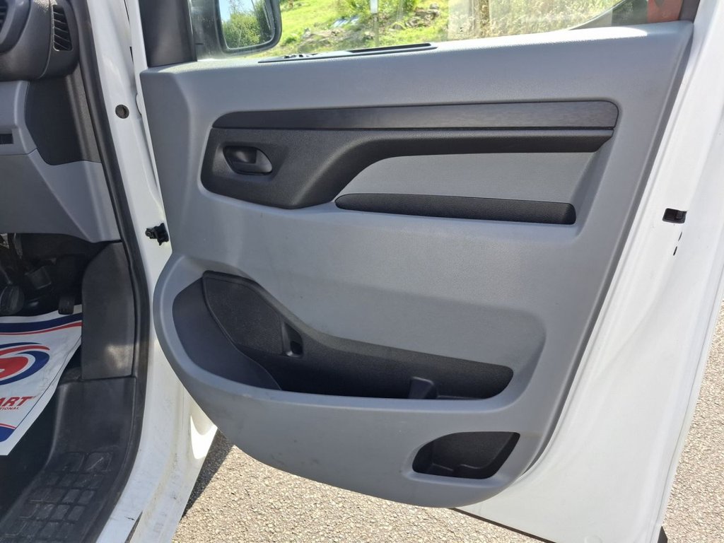 Used Vauxhall Vivaro 2021 for sale - 77056296: Photo 15
