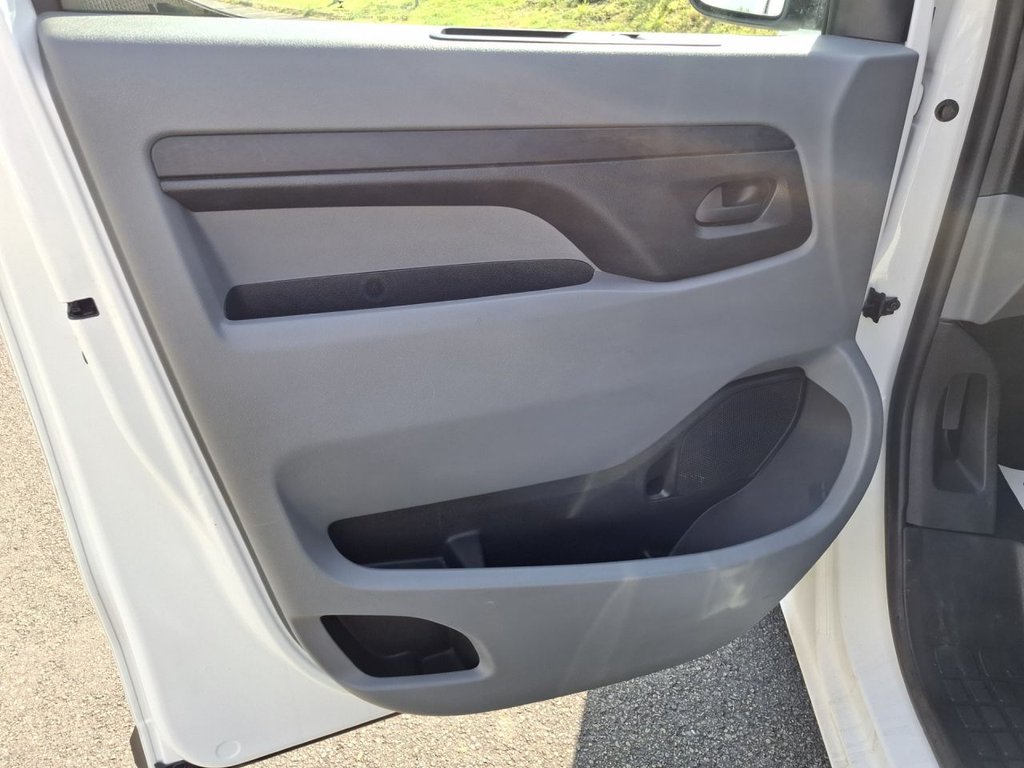 Used Vauxhall Vivaro 2021 for sale - 77056296: Photo 8