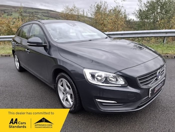 Used Volvo V60 2017 for sale - 76417845: Photo