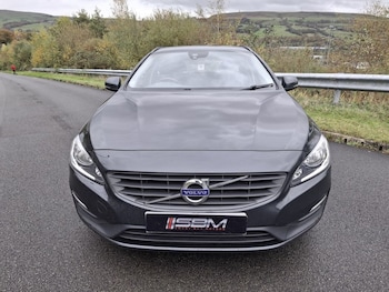 Used Volvo V60 2017 for sale - 76417845: Photo