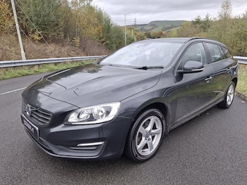 Used Volvo V60 2017 for sale - 76417845: Photo