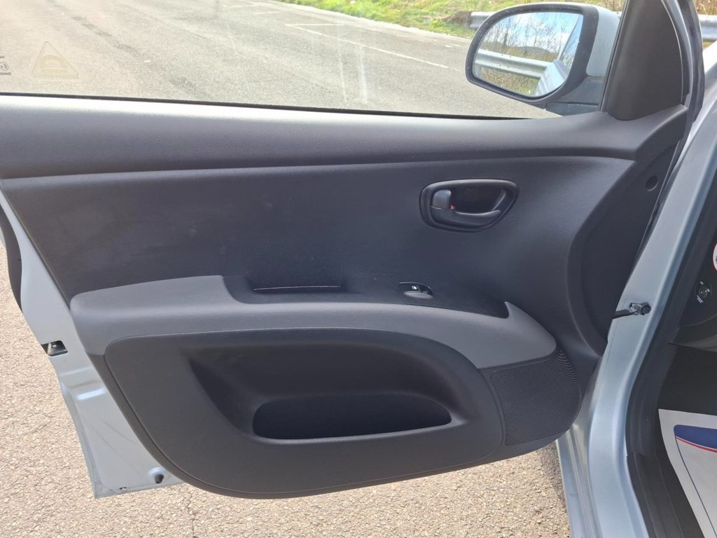 Used Hyundai i10 2013 for sale - 78017260: Photo 21