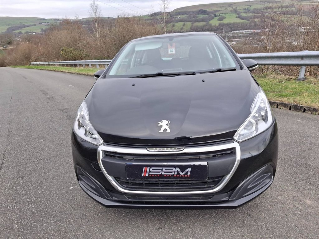 Used Peugeot 208 2018 for sale - 77667086: Photo 2