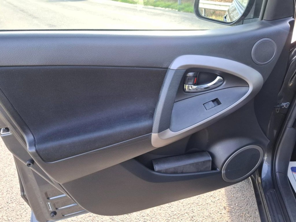 Used Toyota RAV4 2007 for sale - 77647848: Photo 18