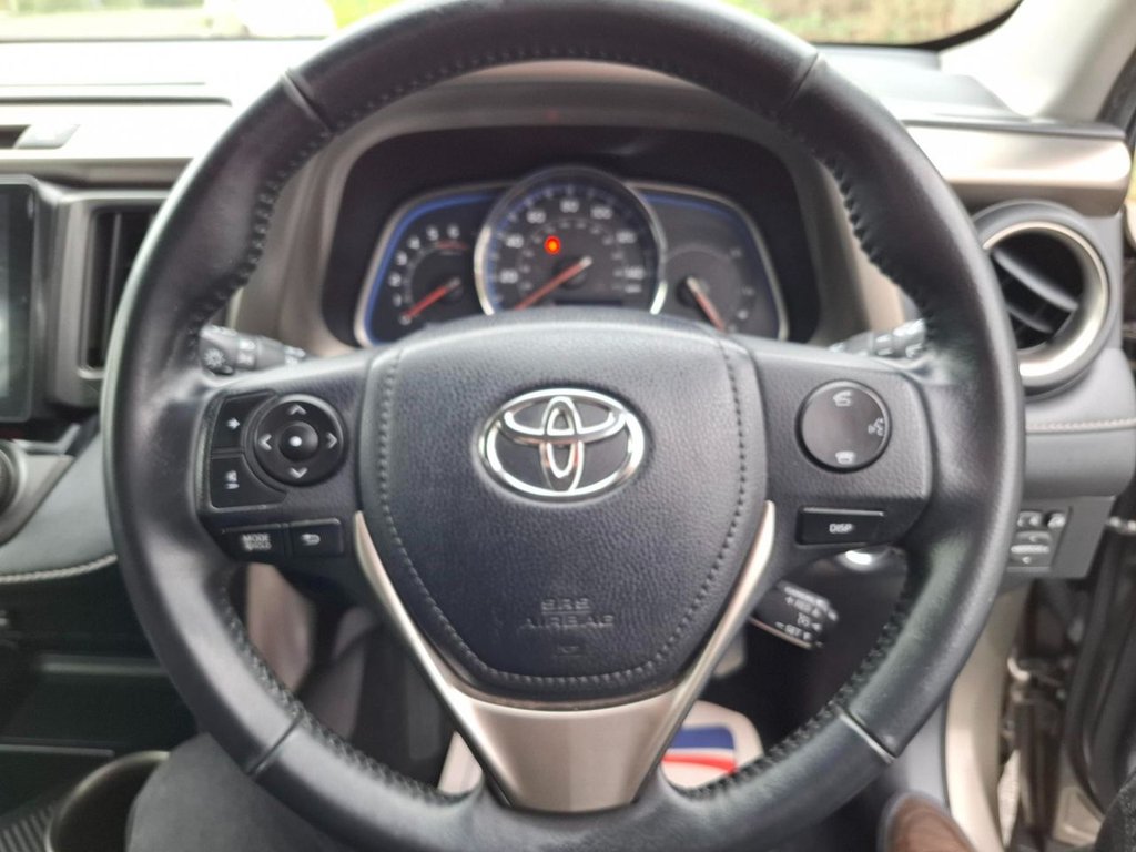 Used Toyota RAV4 2014 for sale - 76291193: Photo 11