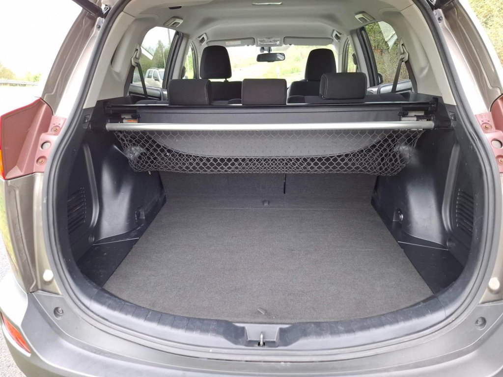 Used Toyota RAV4 2014 for sale - 76291193: Photo 20