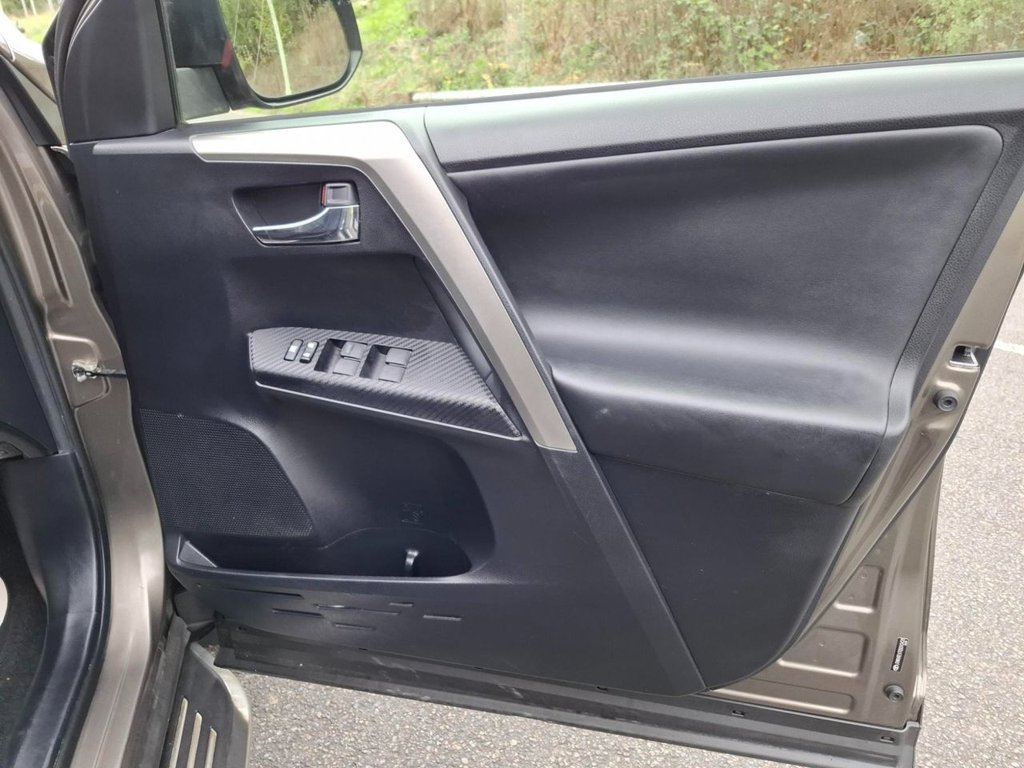 Used Toyota RAV4 2014 for sale - 76291193: Photo 21