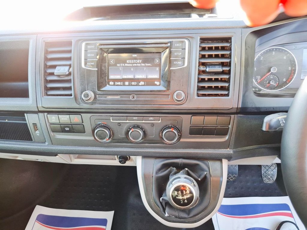 Used Volkswagen Transporter 2017 for sale - 77110485: Photo 15