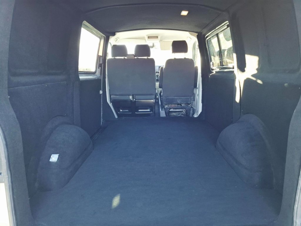 Used Volkswagen Transporter 2017 for sale - 77110485: Photo 18