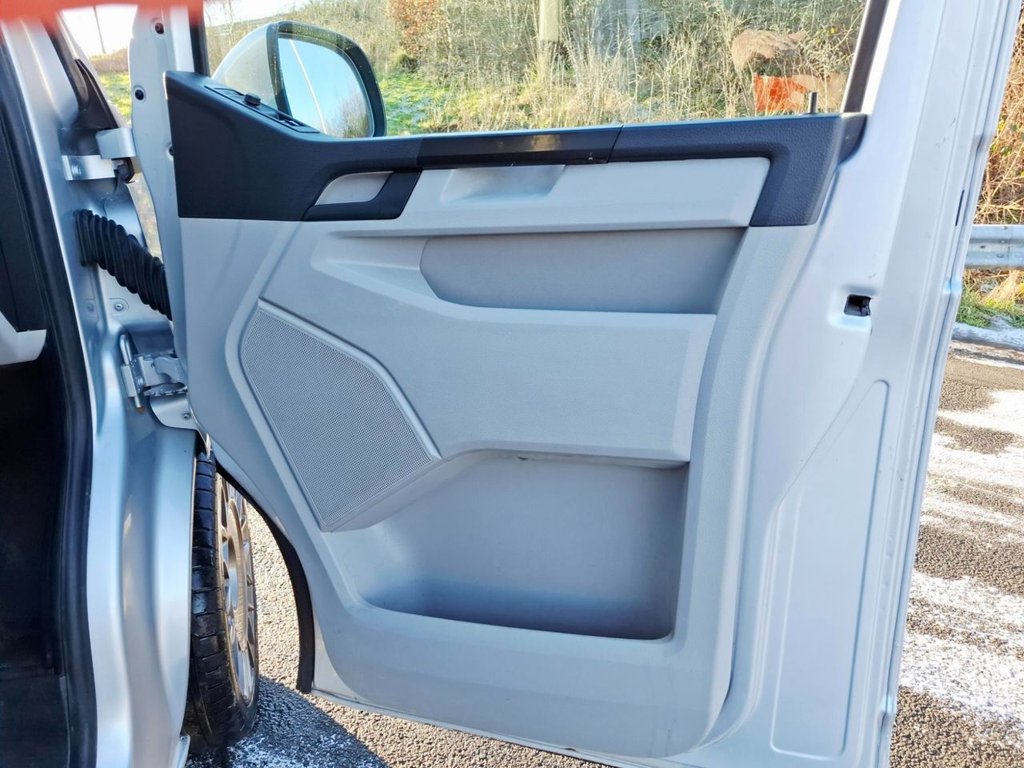 Used Volkswagen Transporter 2017 for sale - 77110485: Photo 20