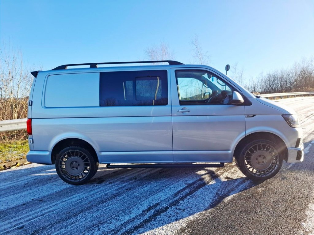Used Volkswagen Transporter 2017 for sale - 77110485: Photo 4