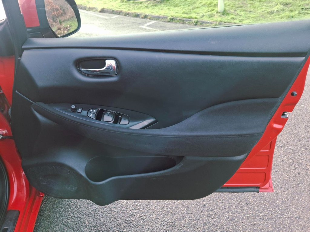 Used Nissan Leaf 2017 for sale - 77200122: Photo 19