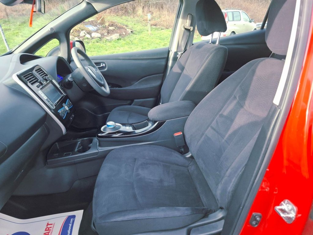 Used Nissan Leaf 2017 for sale - 77200122: Photo 5