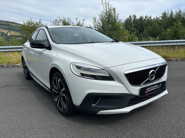 Used Volvo V40 Cross Country 2016 for sale - 75254031: Photo 11