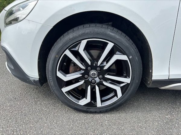Used Volvo V40 Cross Country 2016 for sale - 75254031: Photo 13