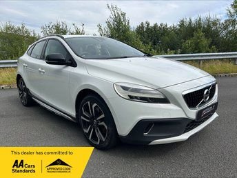 Used Volvo V40 Cross Country 2016 for sale - 75254031: Photo 1