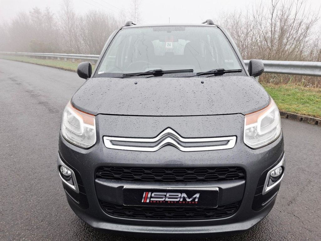 Used Citroen C3 Picasso 2016 for sale - 77681131: Photo 2