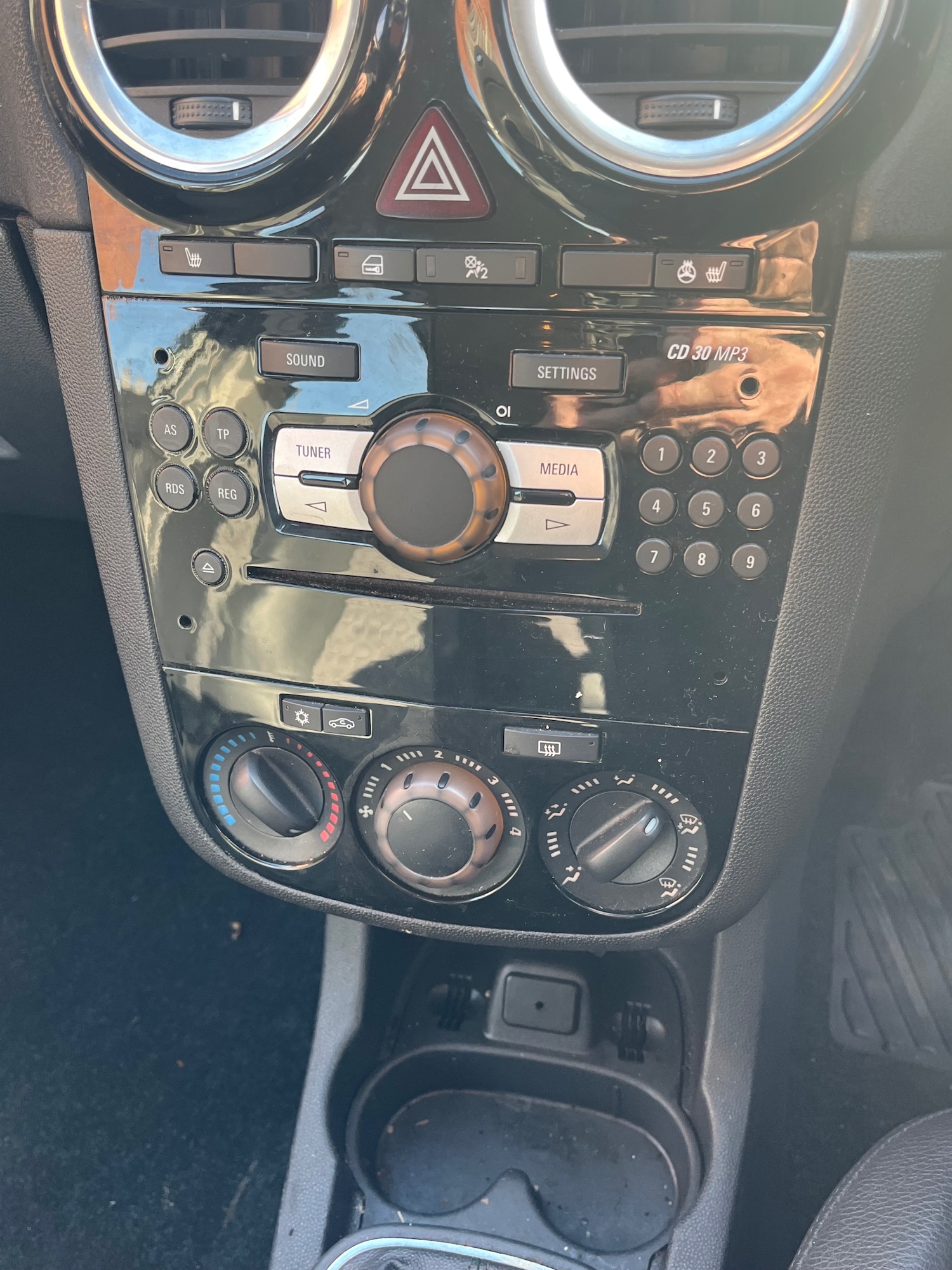 Used Vauxhall Corsa 2013 for sale - 76544974: Photo 15