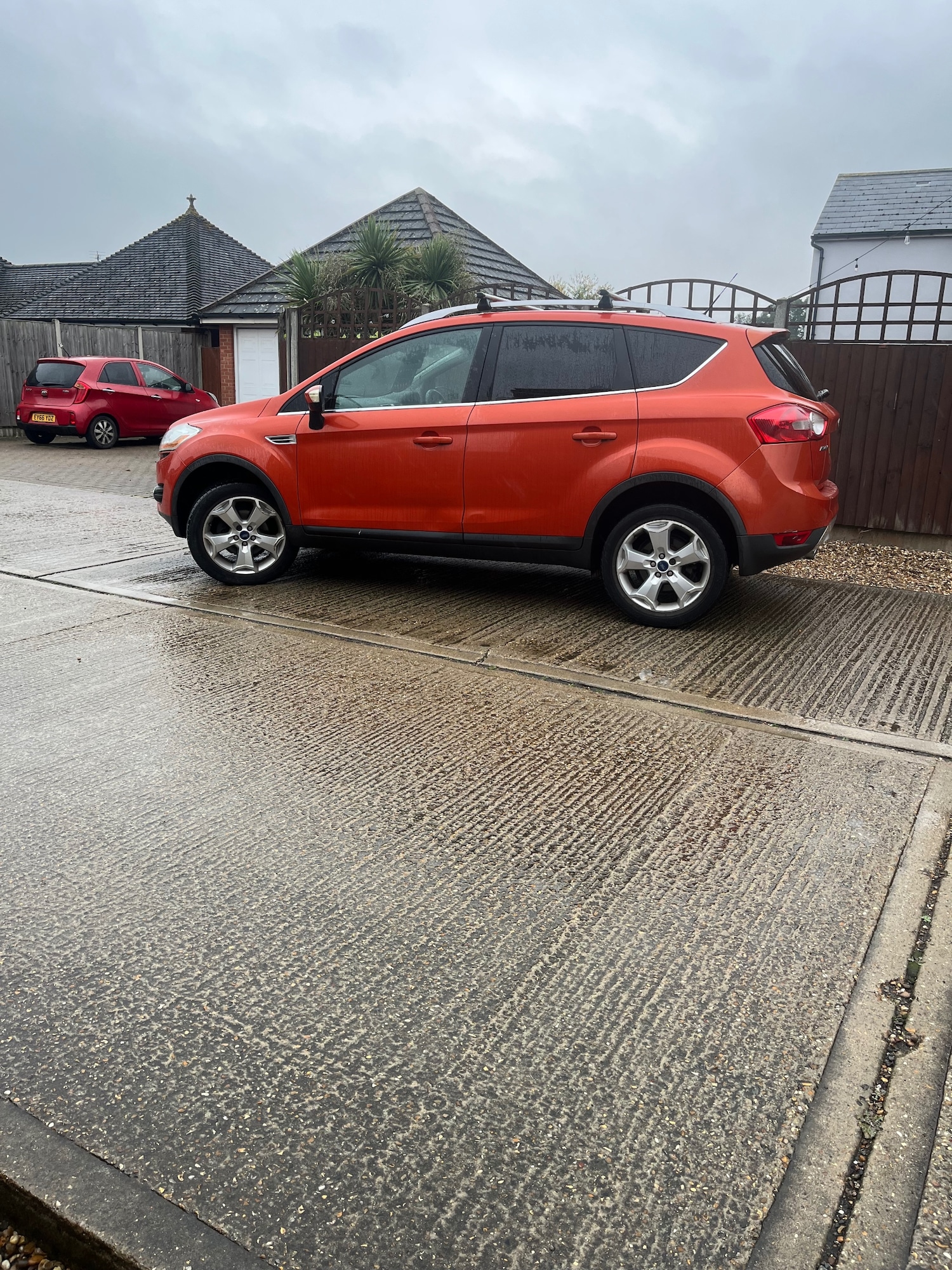 Used Ford Kuga 2011 for sale - 76319476: Photo 10