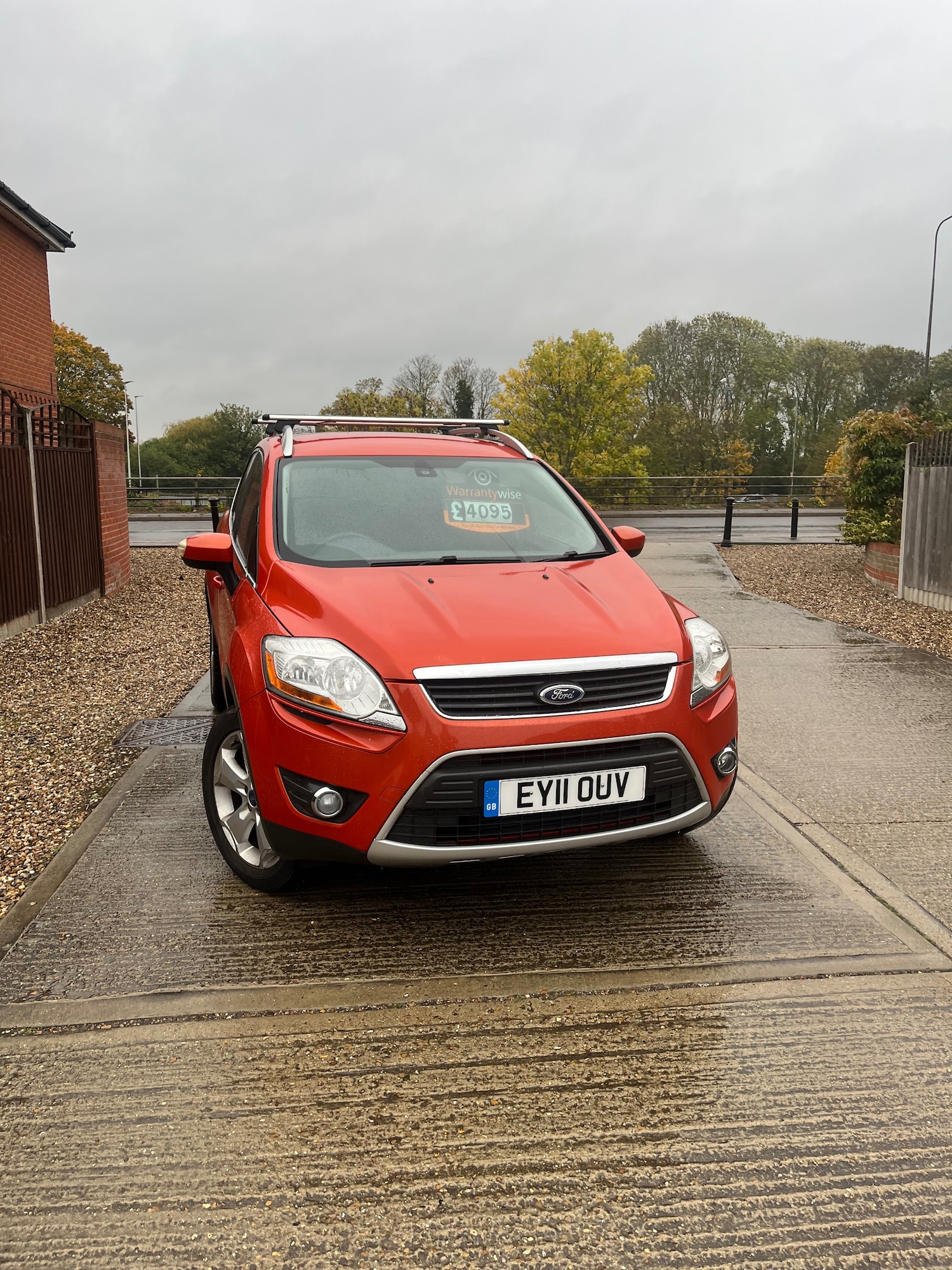 Used Ford Kuga 2011 for sale - 76319476: Photo 2