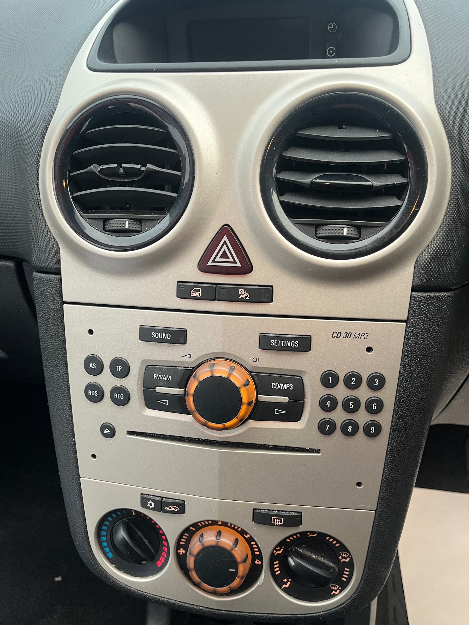 Used Vauxhall Corsa 2008 for sale - 76531461: Photo 19