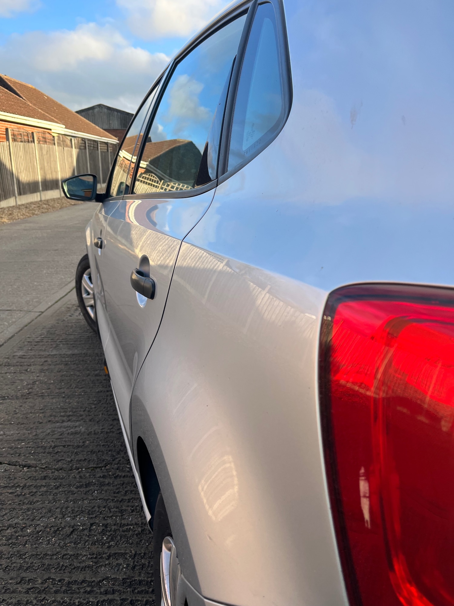 Used Volkswagen Polo 2011 for sale - 76916271: Photo 13