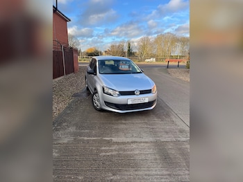 Used Volkswagen Polo 2011 for sale - 76916271: Photo