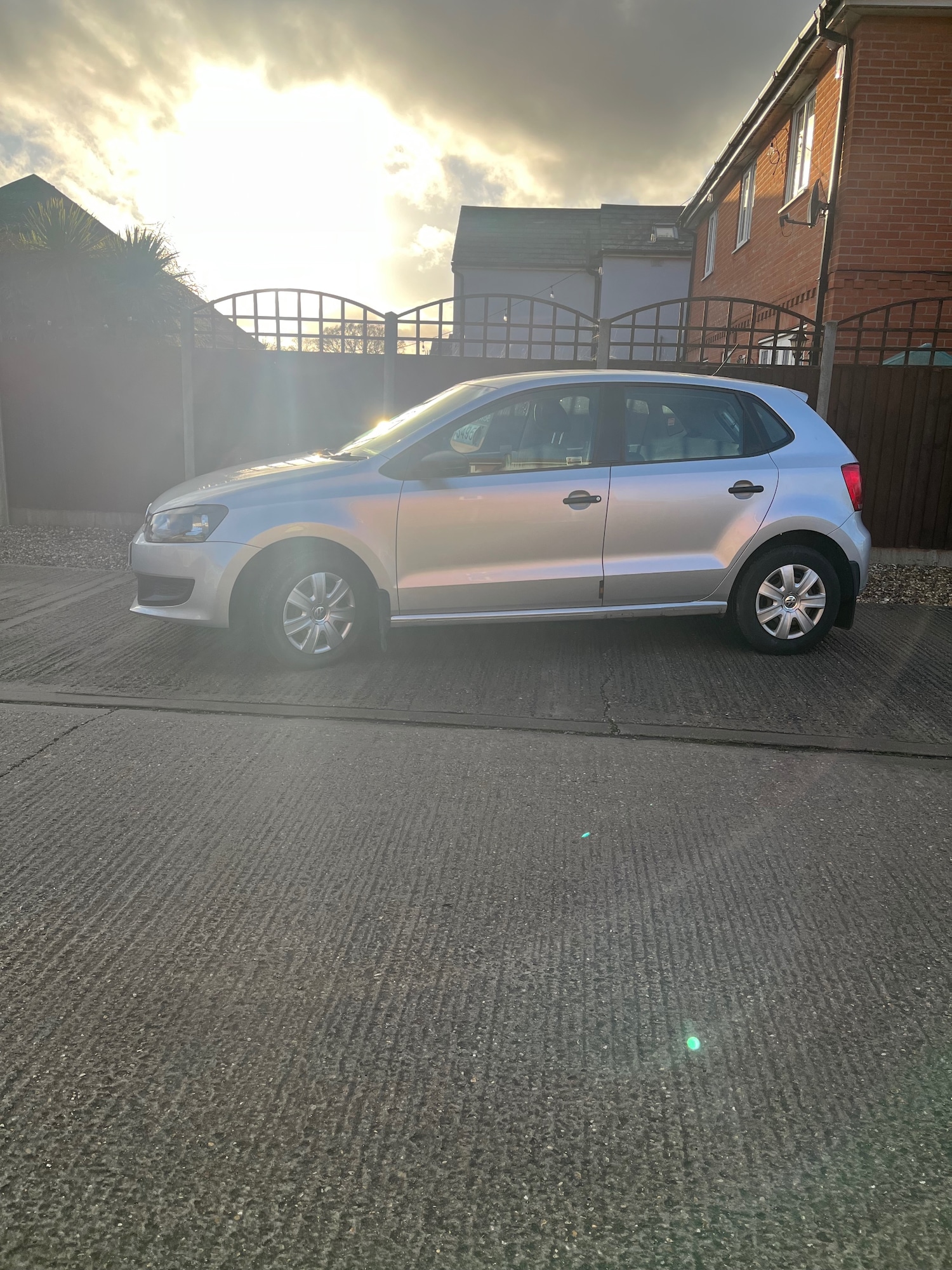 Used Volkswagen Polo 2011 for sale - 76916271: Photo 8