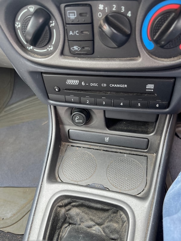 Used Nissan Almera 2000 for sale - 76265954: Photo 18