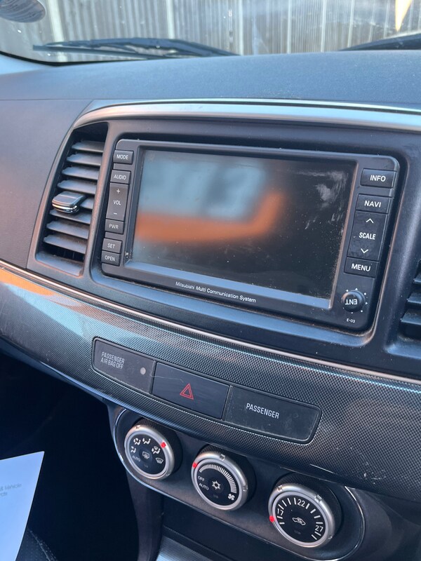 Used Mitsubishi Lancer 2010 for sale - 76196170: Photo 19