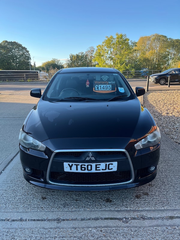 Used Mitsubishi Lancer 2010 for sale - 76196170: Photo 4