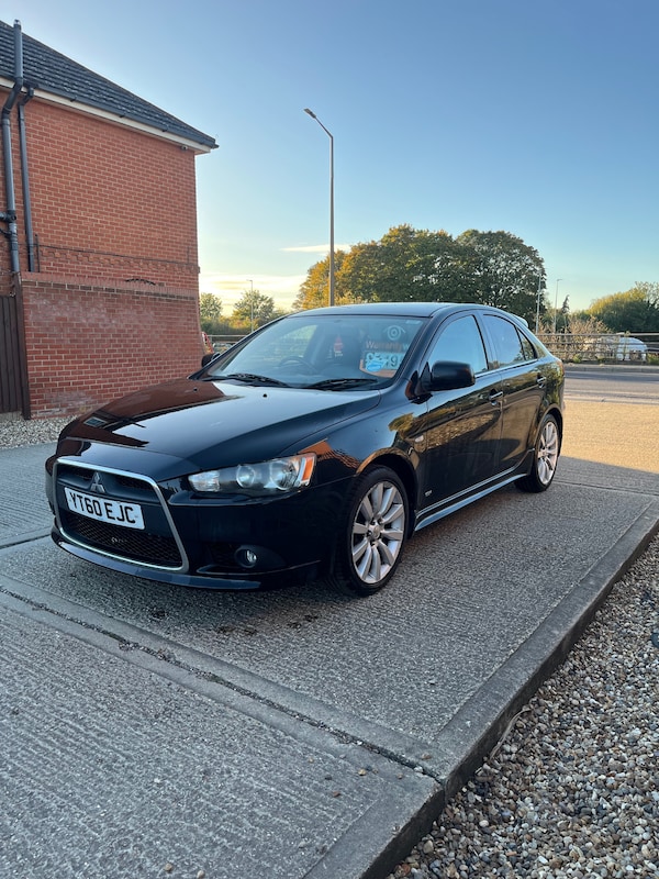 Used Mitsubishi Lancer 2010 for sale - 76196170: Photo 5