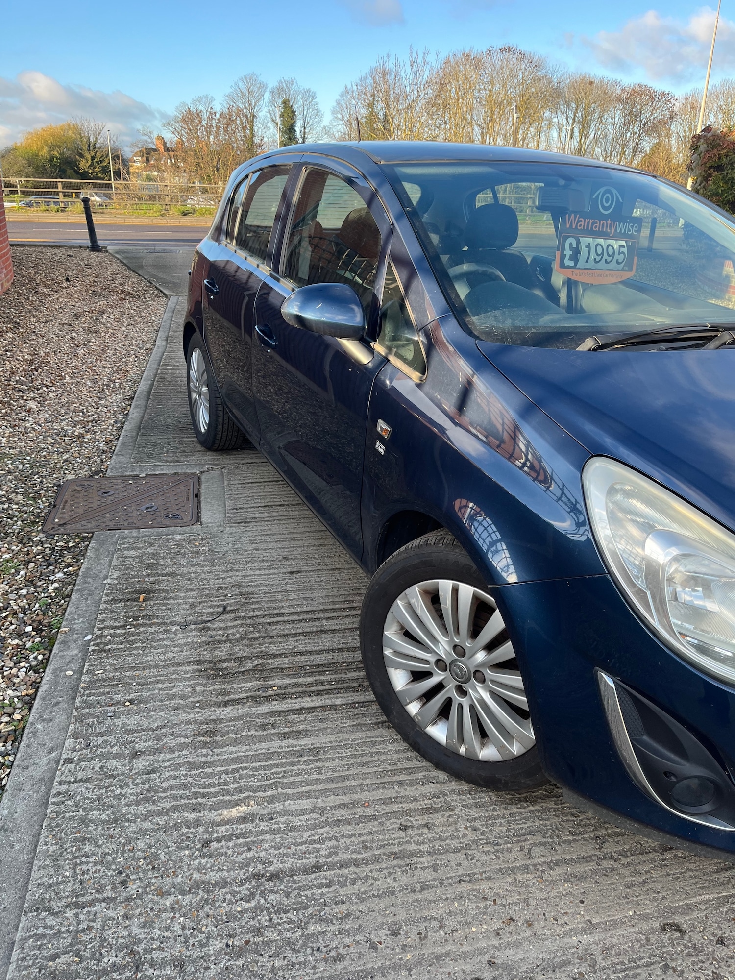 Used Vauxhall Corsa 2011 for sale - 76706001: Photo 5