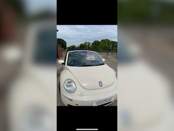 Used Volkswagen Beetle 2006 for sale - 76091178: Photo