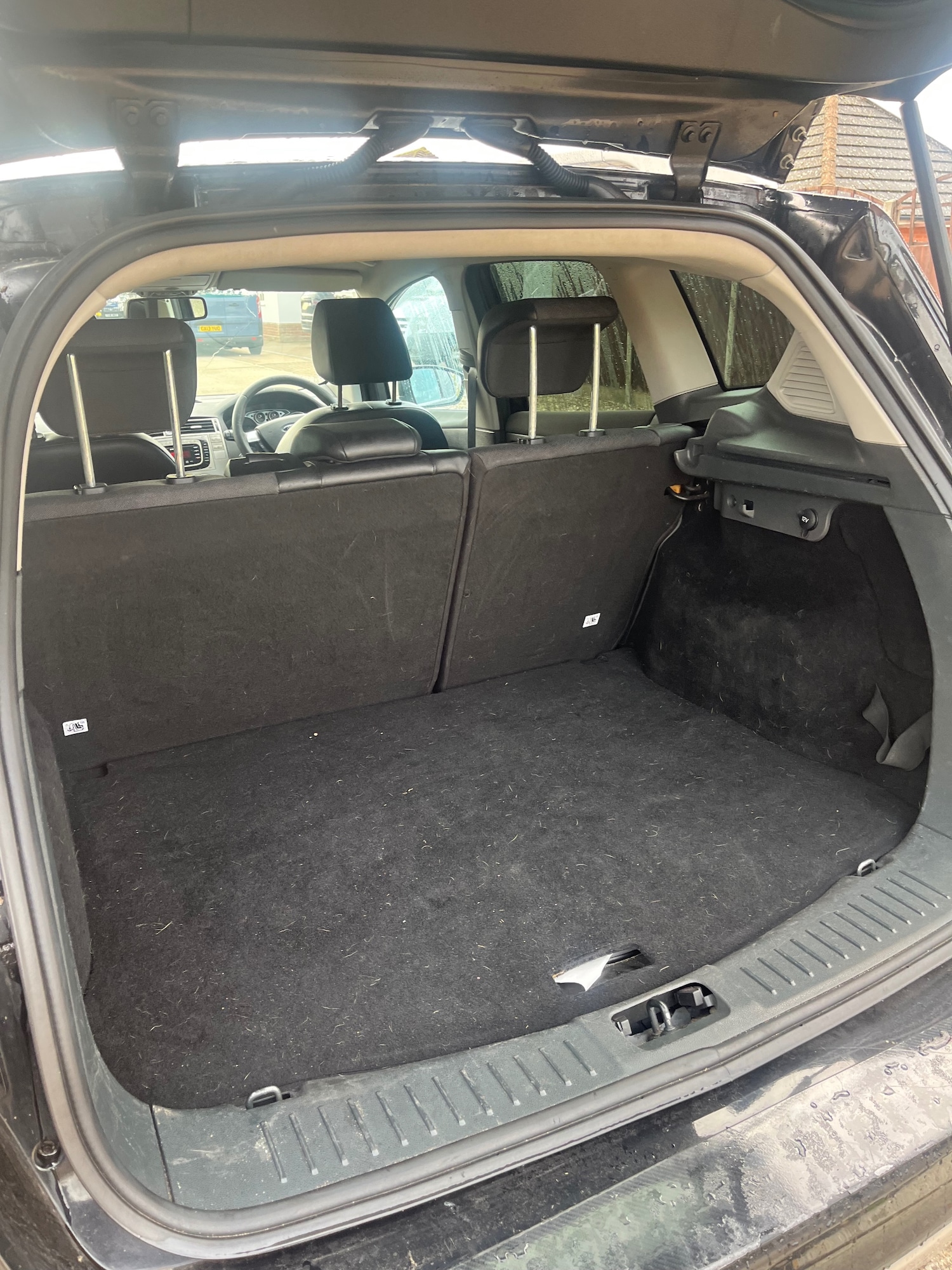 Used Ford Kuga 2010 for sale - 76497636: Photo 11