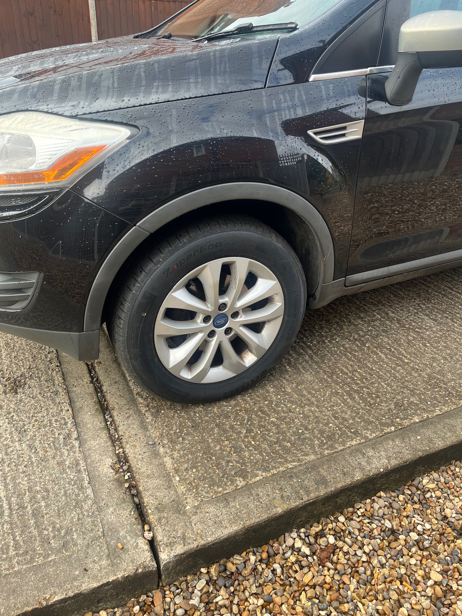 Used Ford Kuga 2010 for sale - 76497636: Photo 5