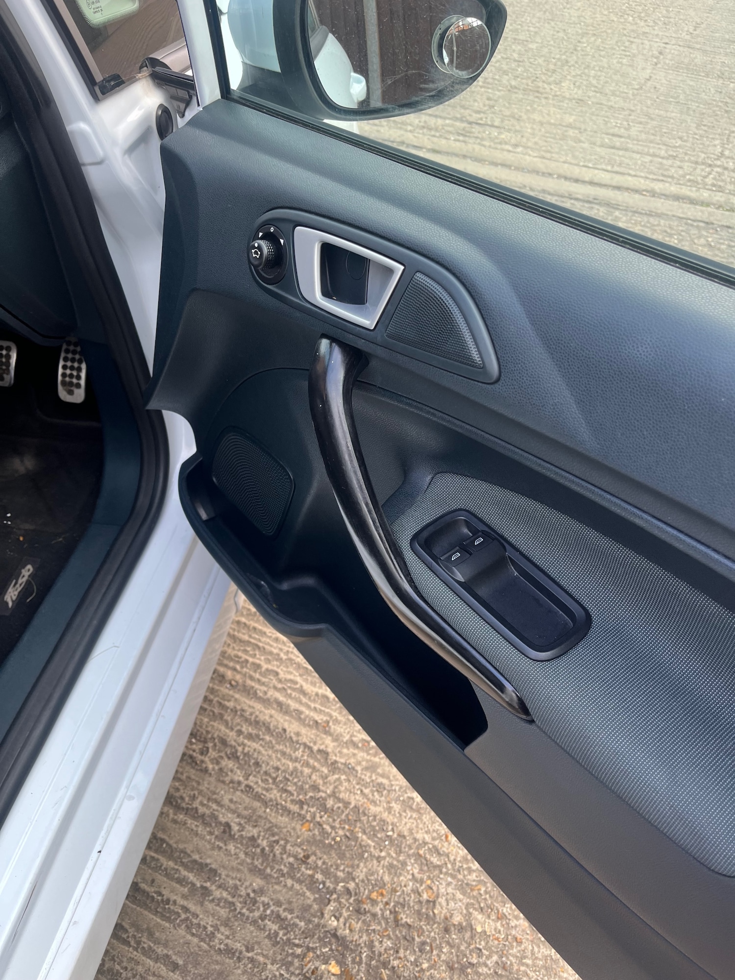 Used Ford Fiesta 2012 for sale - 76288041: Photo 17