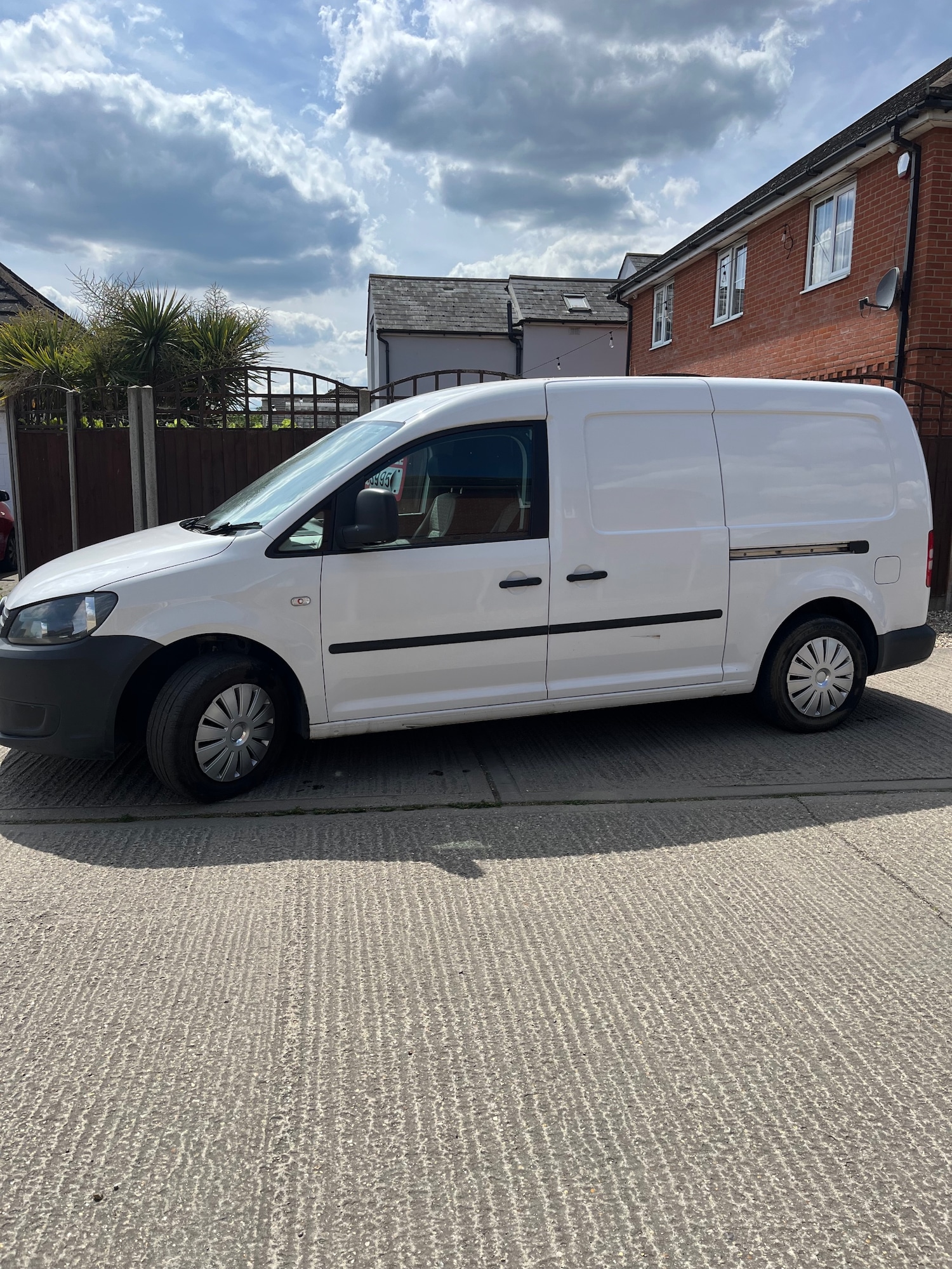 Used Volkswagen Caddy 2013 for sale - 76114871: Photo 8