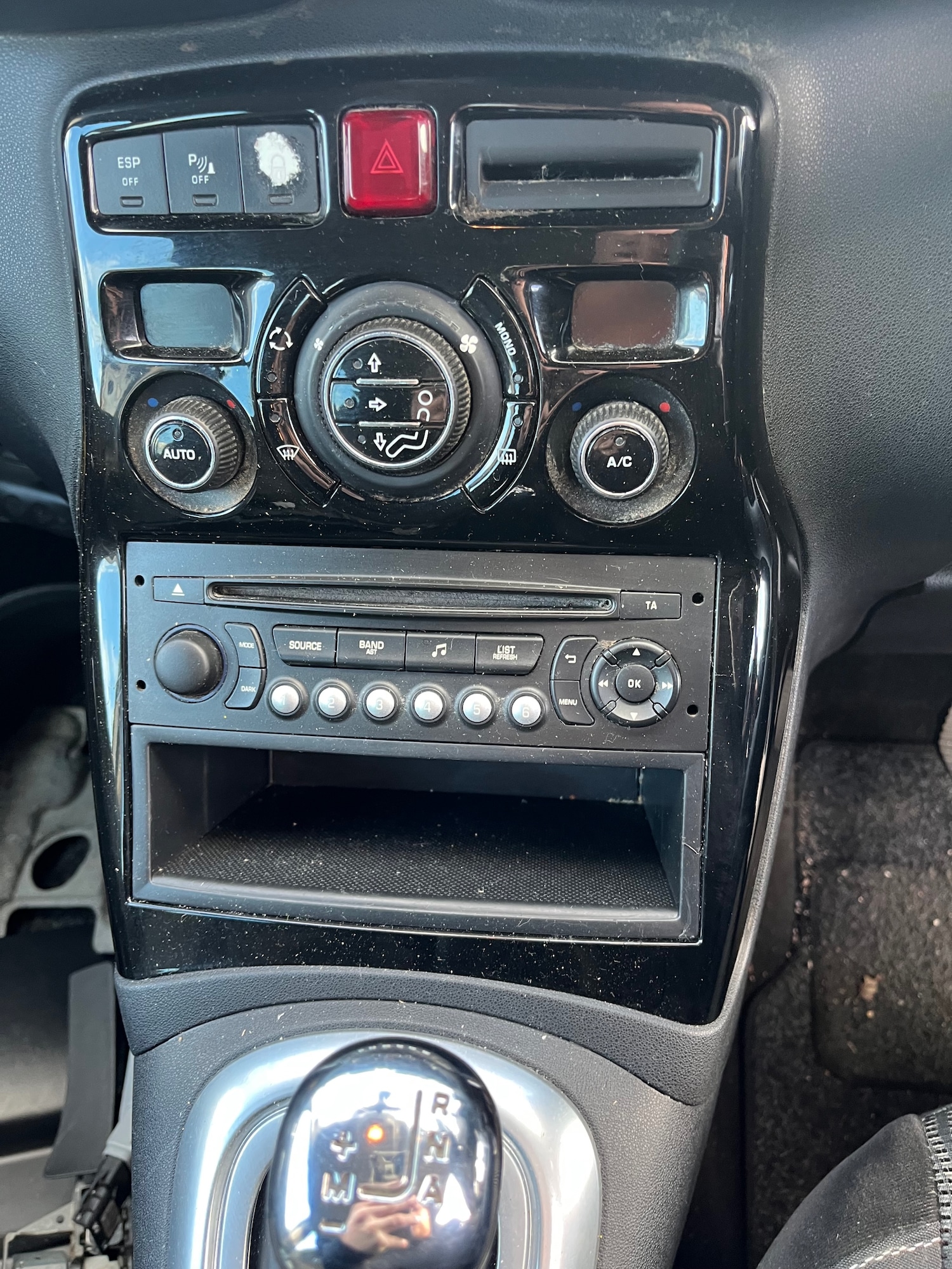 Used Citroen C3 Picasso 2012 for sale - 77053411: Photo 2