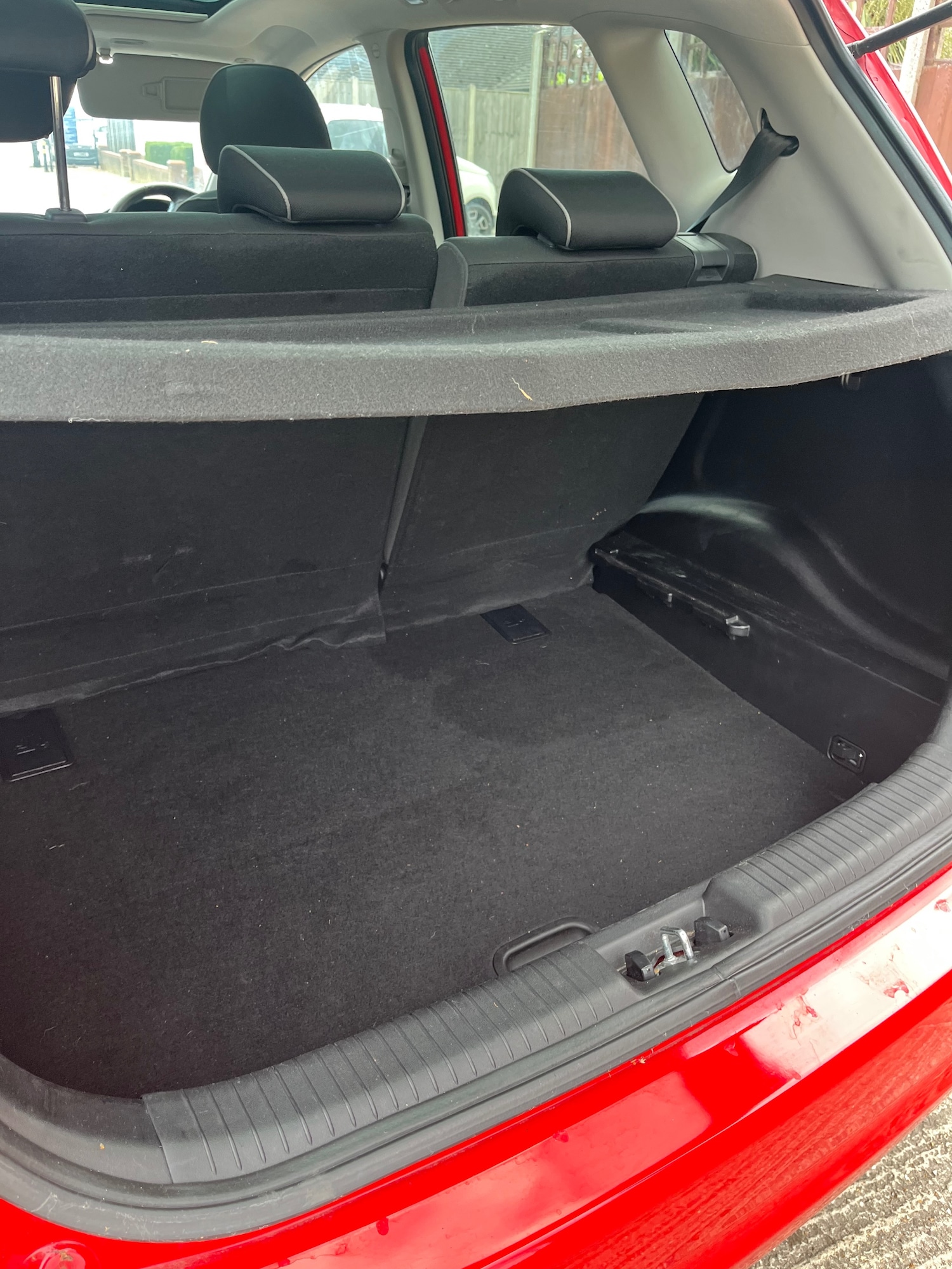 Used Kia Venga 2011 for sale - 76076773: Photo 15