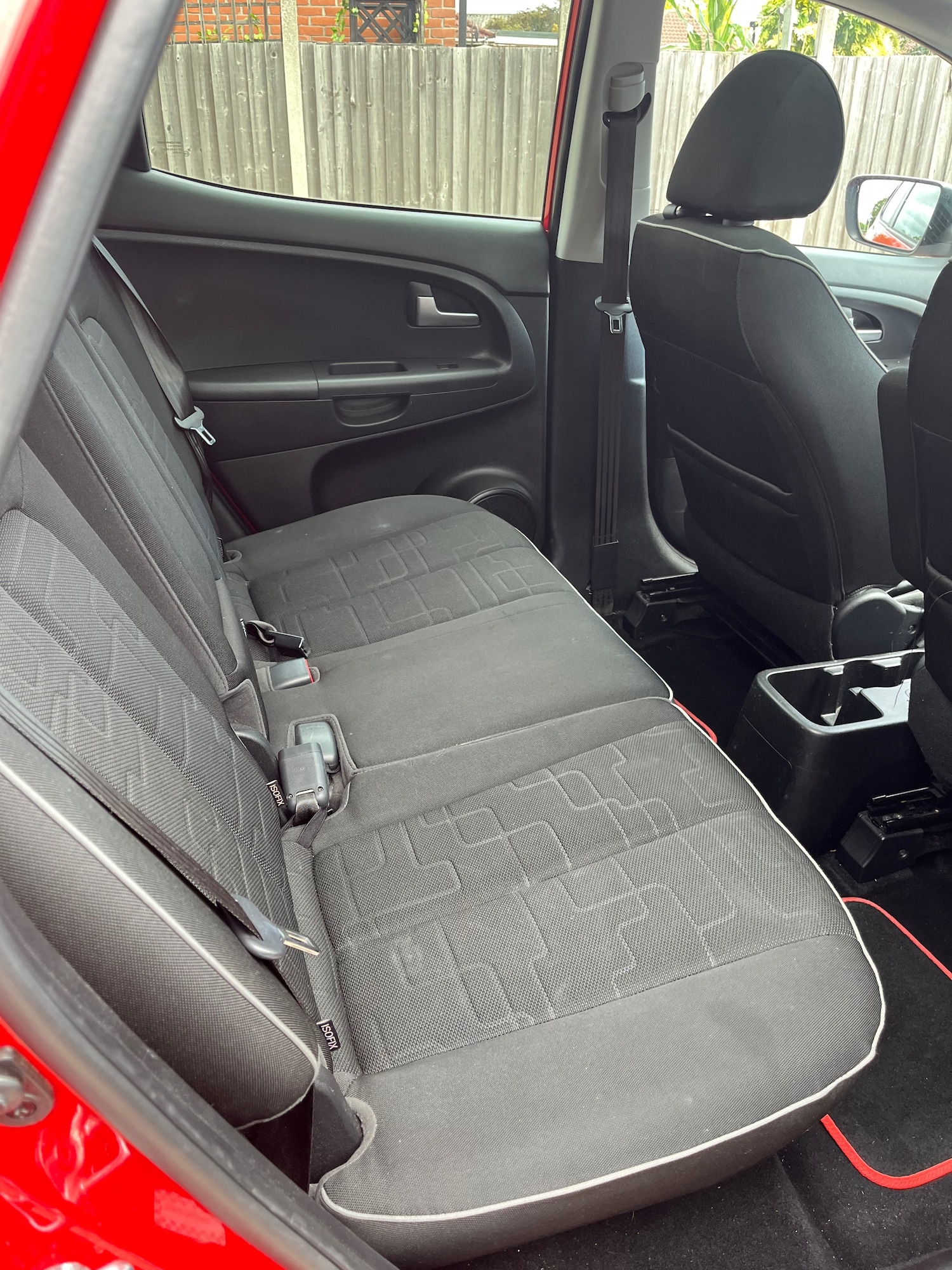 Used Kia Venga 2011 for sale - 76076773: Photo 18