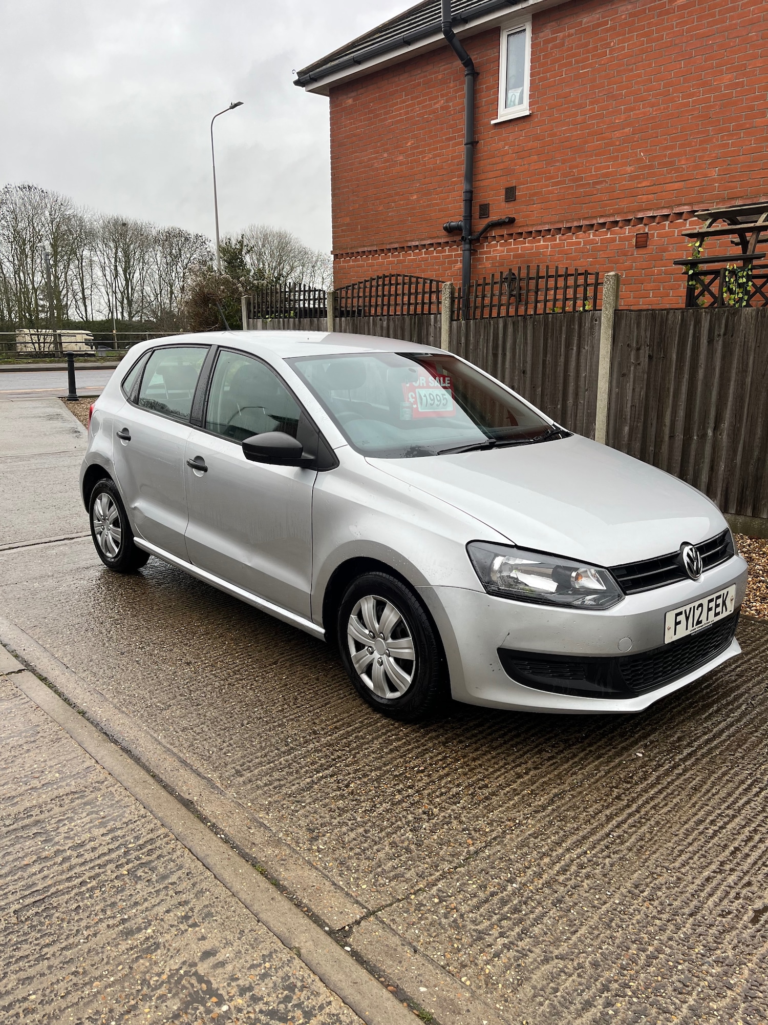 Used Volkswagen Polo 2012 for sale - 77228400: Photo 2