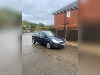 Used Vauxhall Corsa 2010 for sale - 76023851: Photo