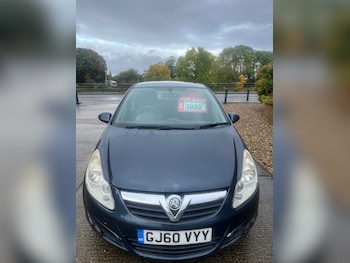 Used Vauxhall Corsa 2010 for sale - 76023851: Photo