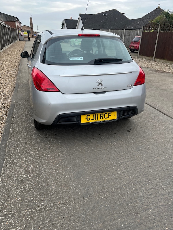 Used Peugeot 308 2011 for sale - 76264461: Photo 10